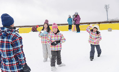 雪遊び広場